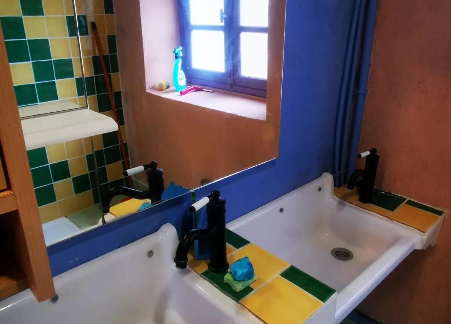 بيت شباب Auberge Du Lama Zebre Penmarcʼh فرنسا