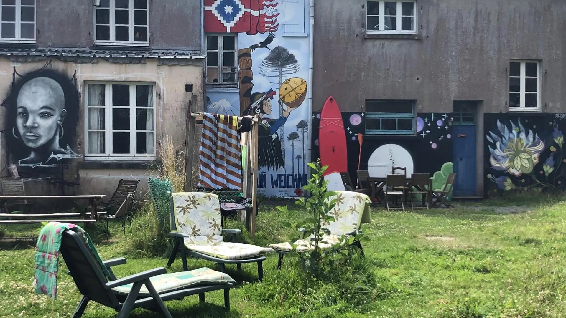 Auberge Du Lama Zebre Penmarcʼh بيت شباب